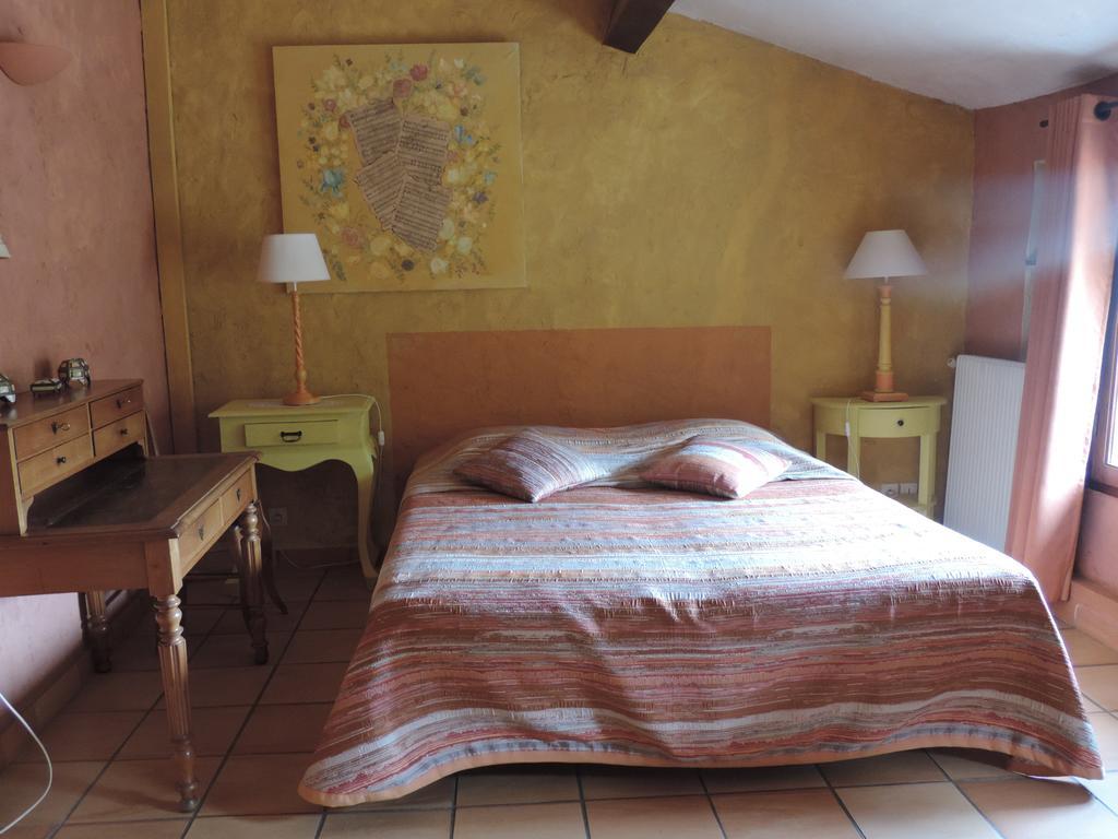 Bed and Breakfast La Figuera Camélas Pokoj fotografie